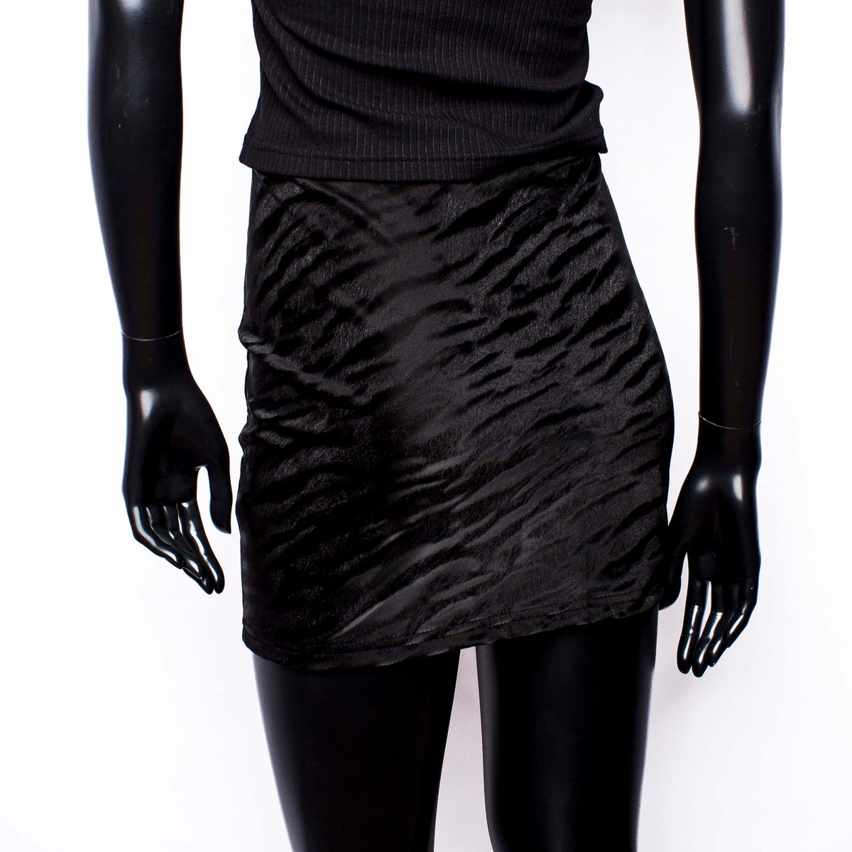 Stretch Skirt: Black Tiger