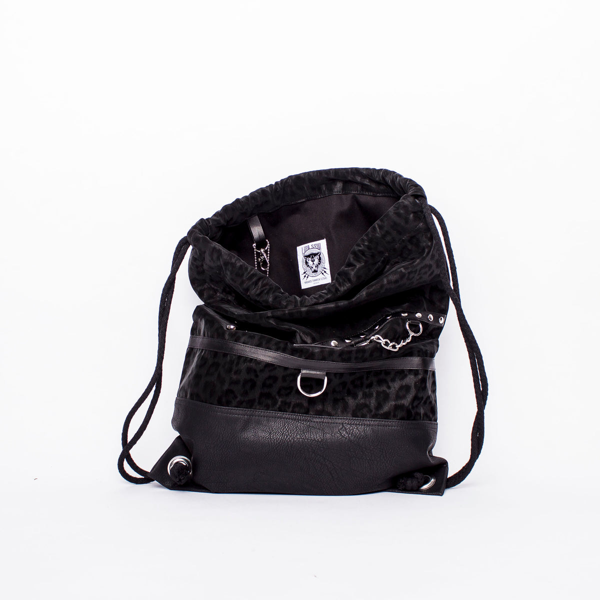 Gymbag- Black Leo